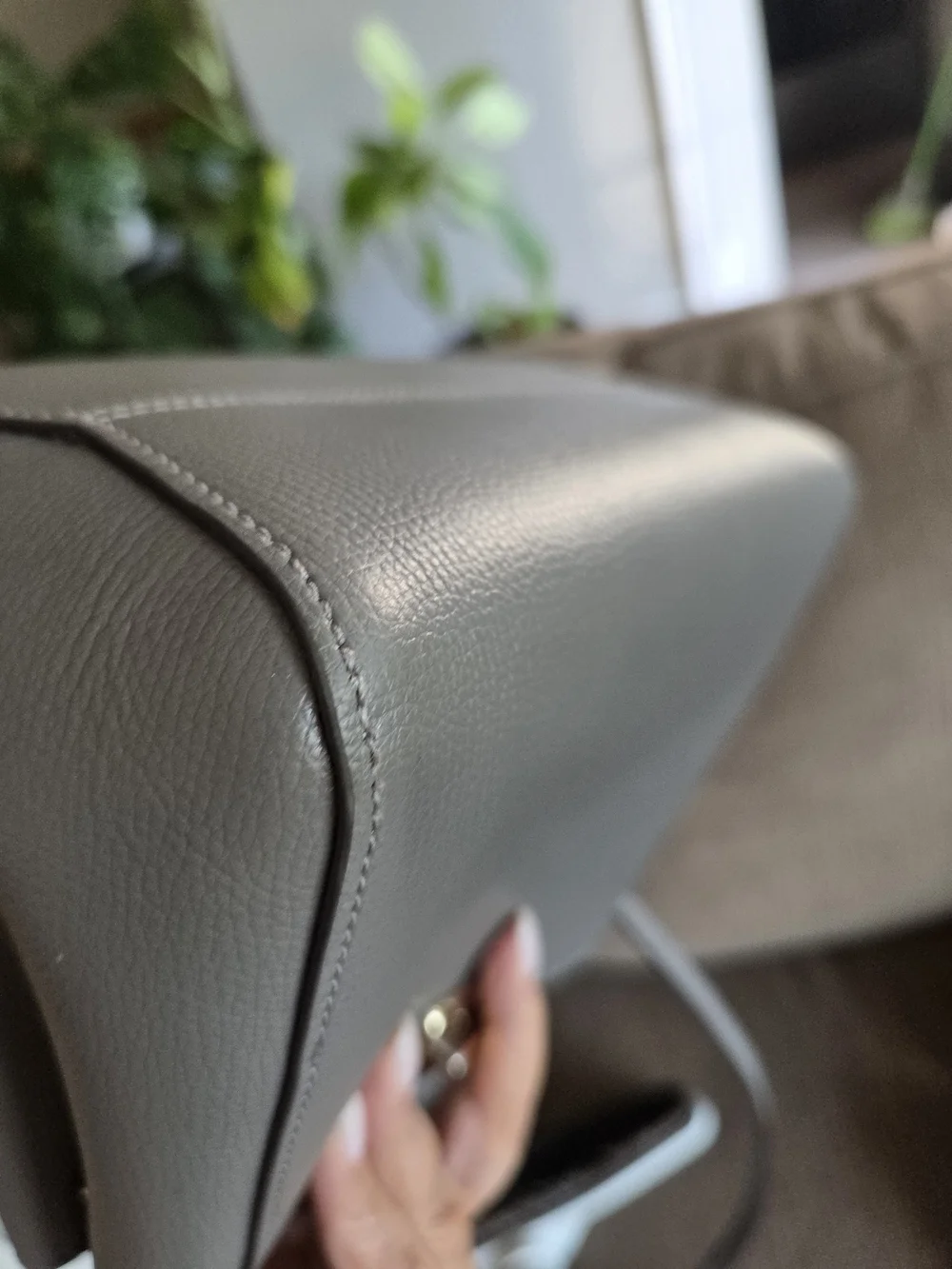 Kate Spade Top-Handle Women's Handbag in Gray with Gold Hardware